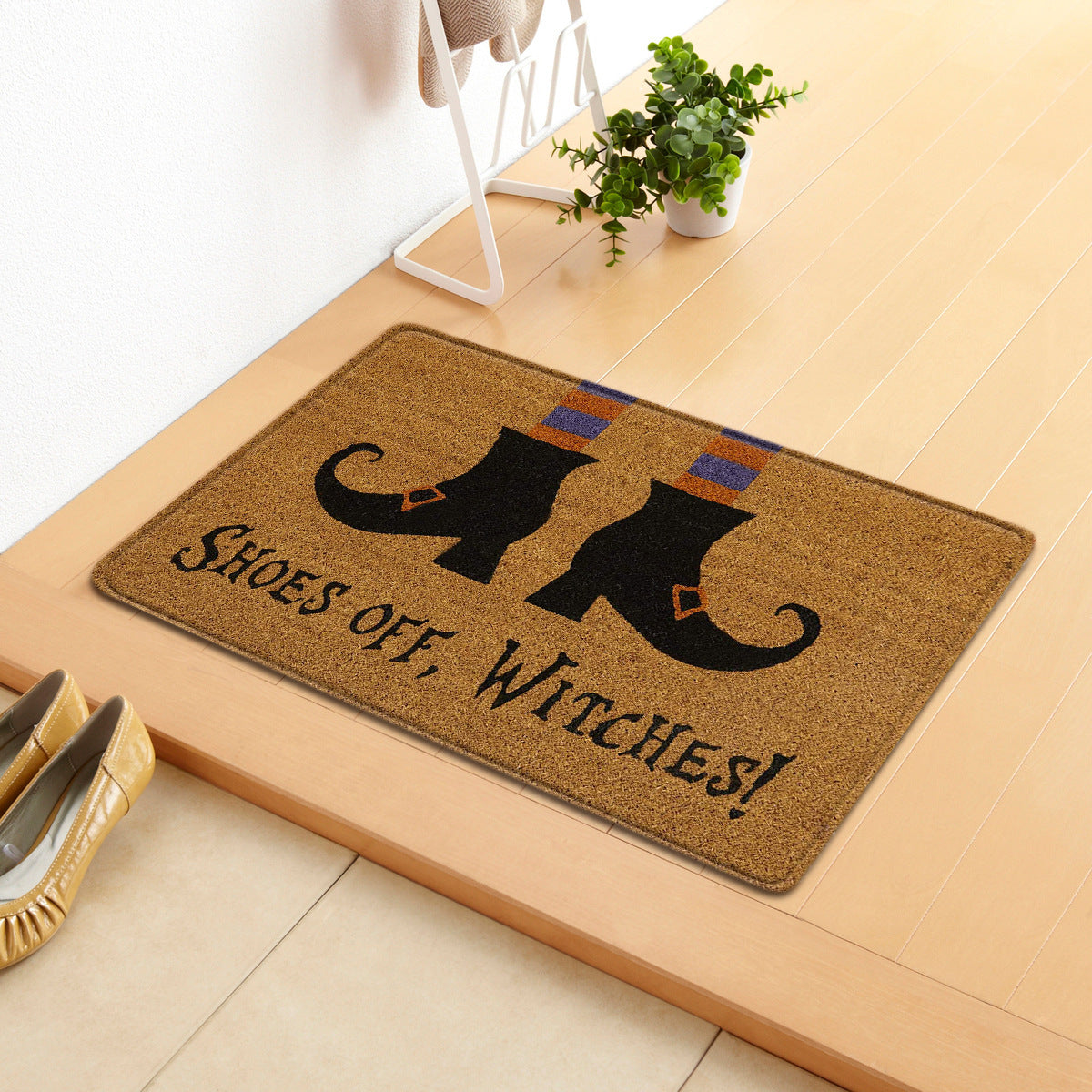 Cute Paw Print Doormat — Machine-Washable Entry Rug