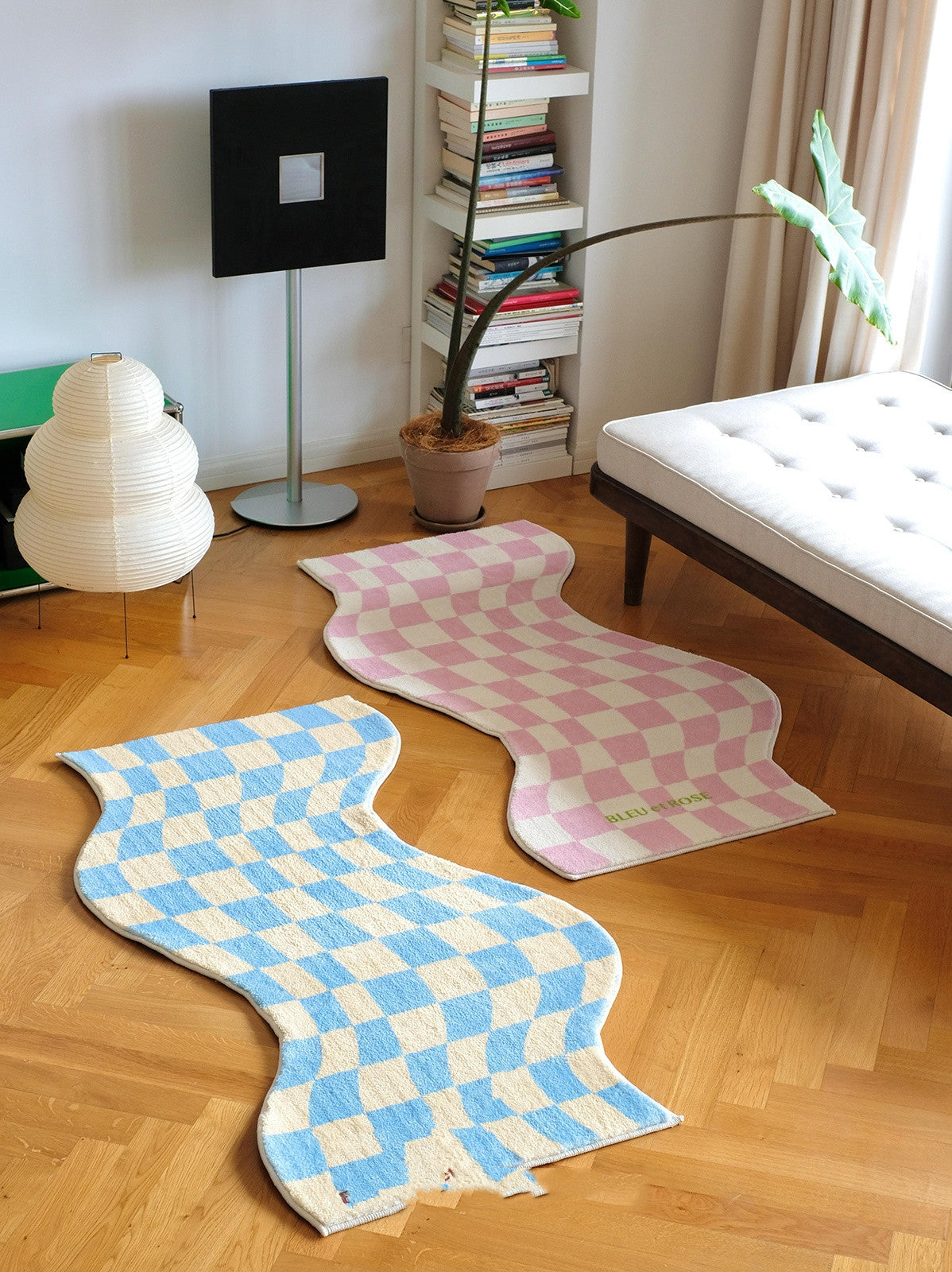 Curvy Checkerboard Plush Rug — Aesthetic Bedroom Carpet