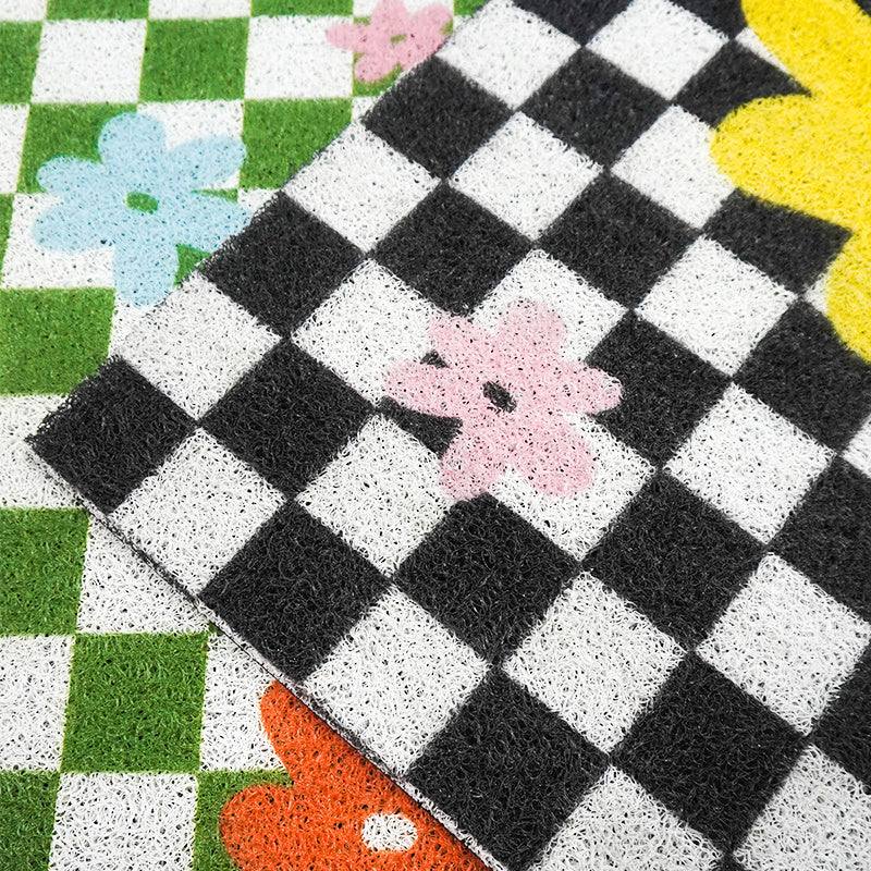 Checkerboard Flower Doormat — Retro Floral Non-Slip Rug